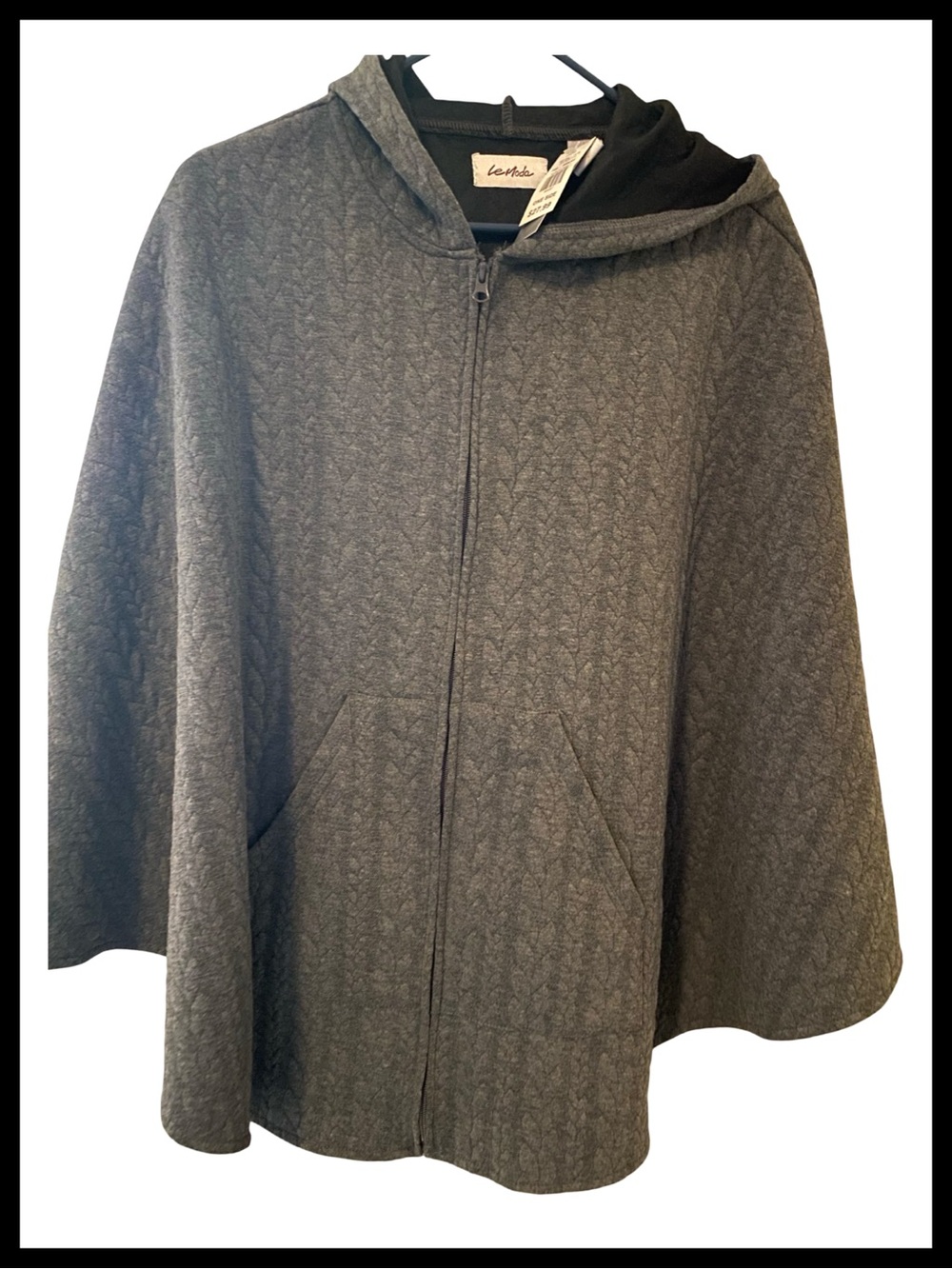 NWT Le Moda Quilted Hooded Full Zip Hoodie